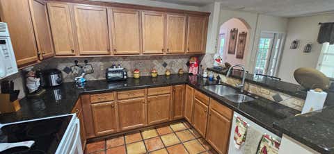 Tiny photo for 11453 Lakeview Drive #4a, Coral Springs, FL 33071 (MLS # B26040787)