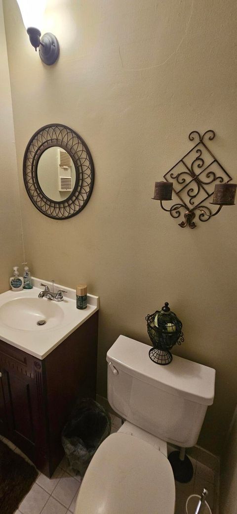 Tiny photo for 11453 Lakeview Drive #4a, Coral Springs, FL 33071 (MLS # B26040787)
