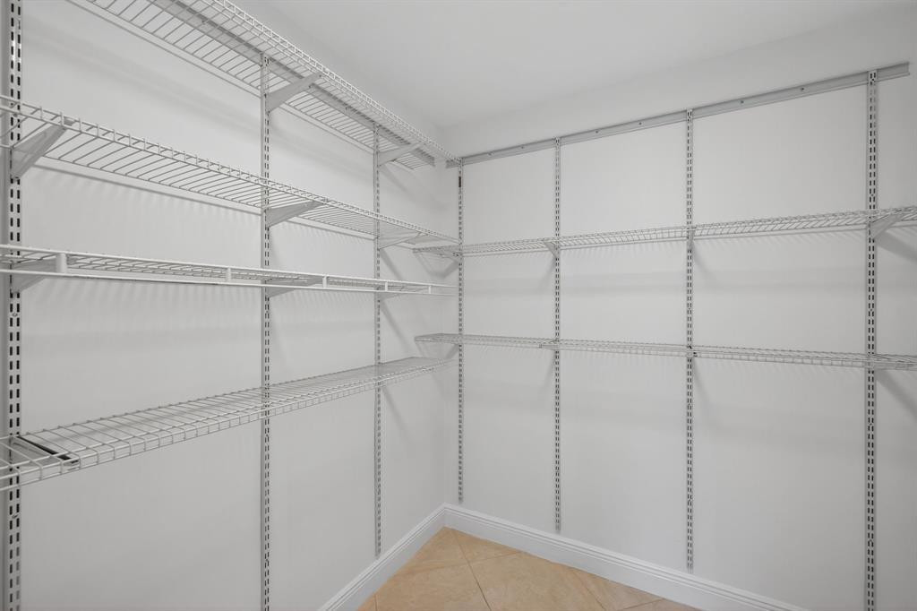 Mickels 2nd Add To Wilton - Residential Lease