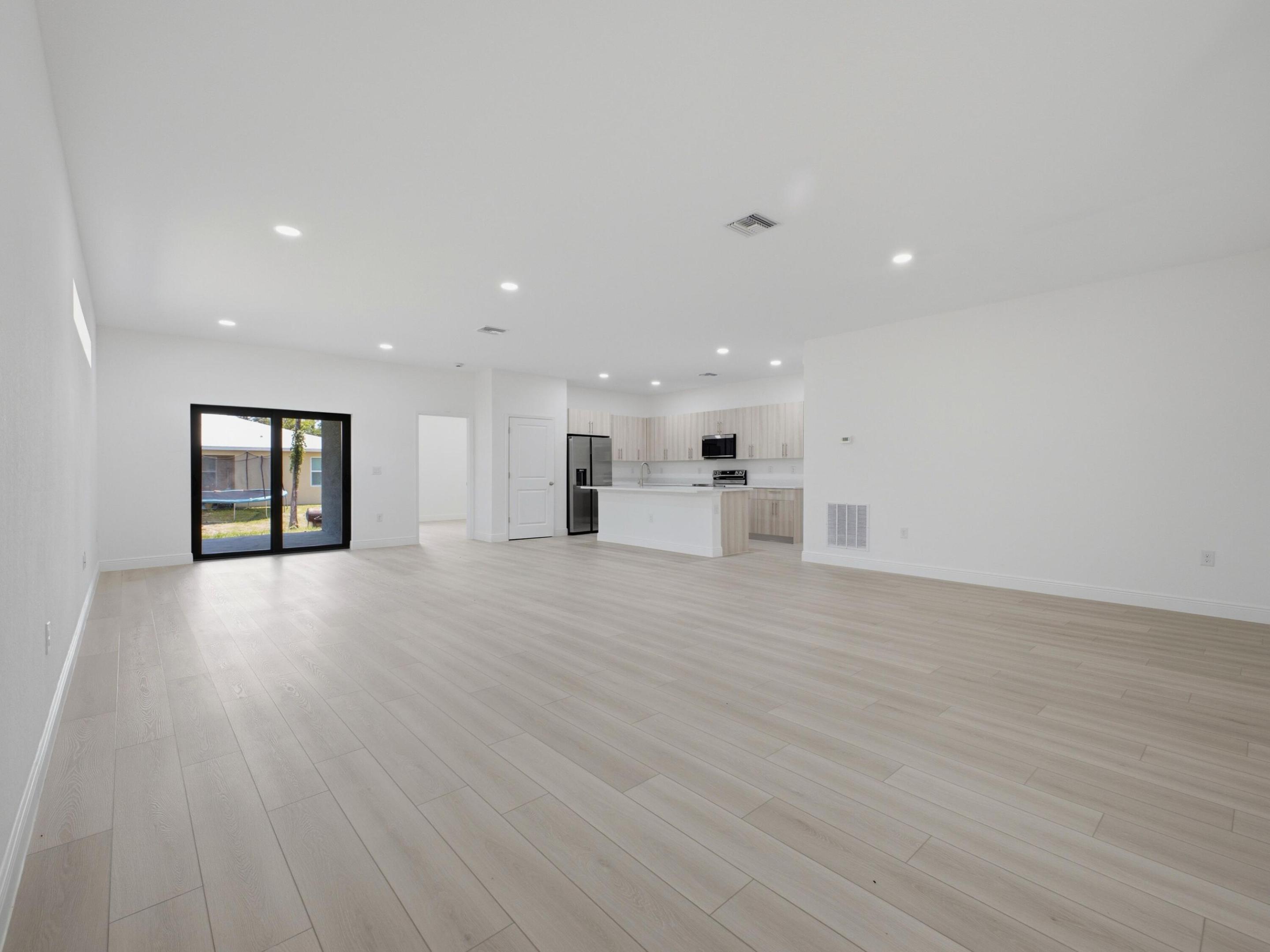 PORT LaBELLE UNIT 9 - Residential