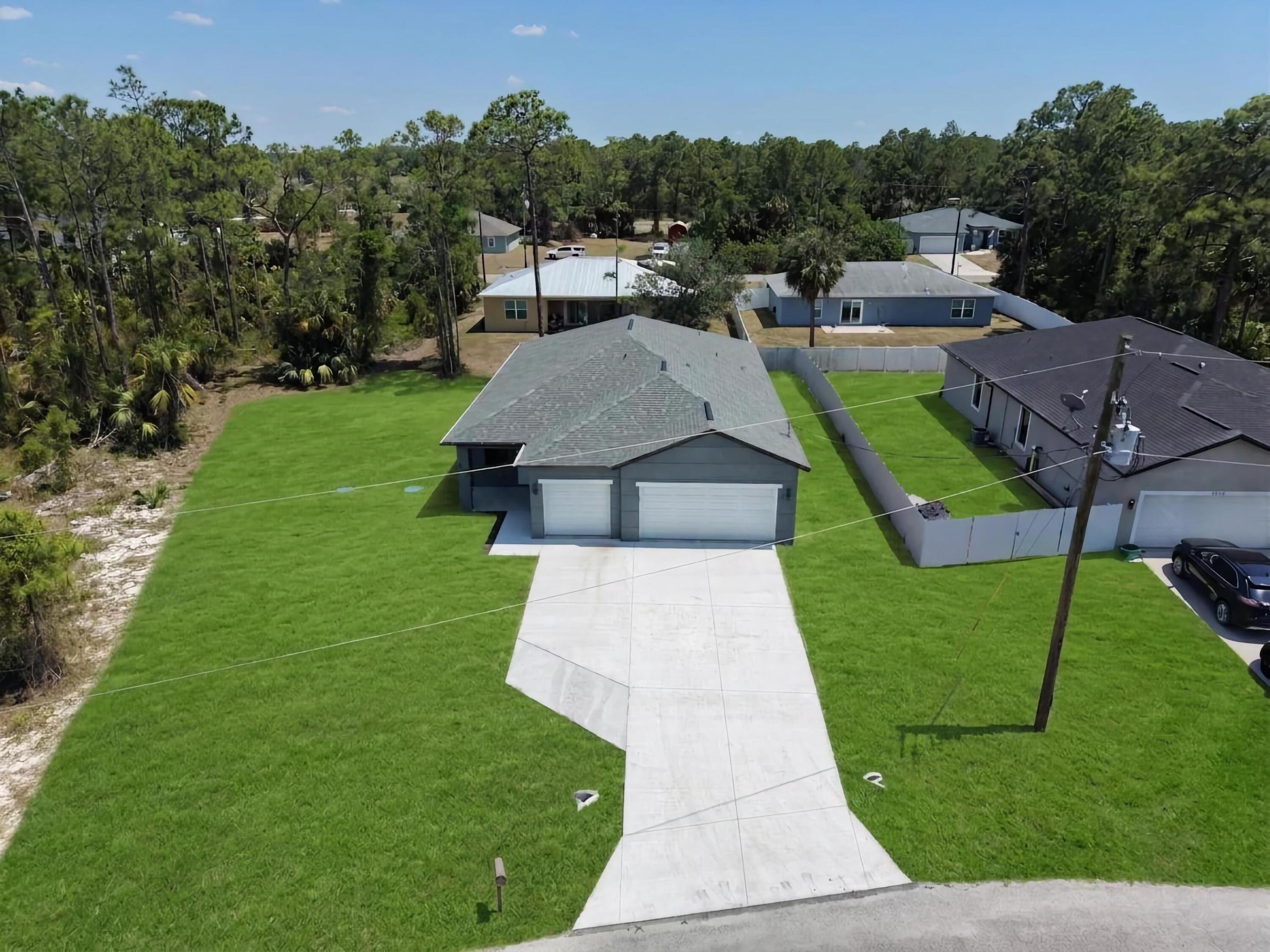 PORT LaBELLE UNIT 9 - Residential