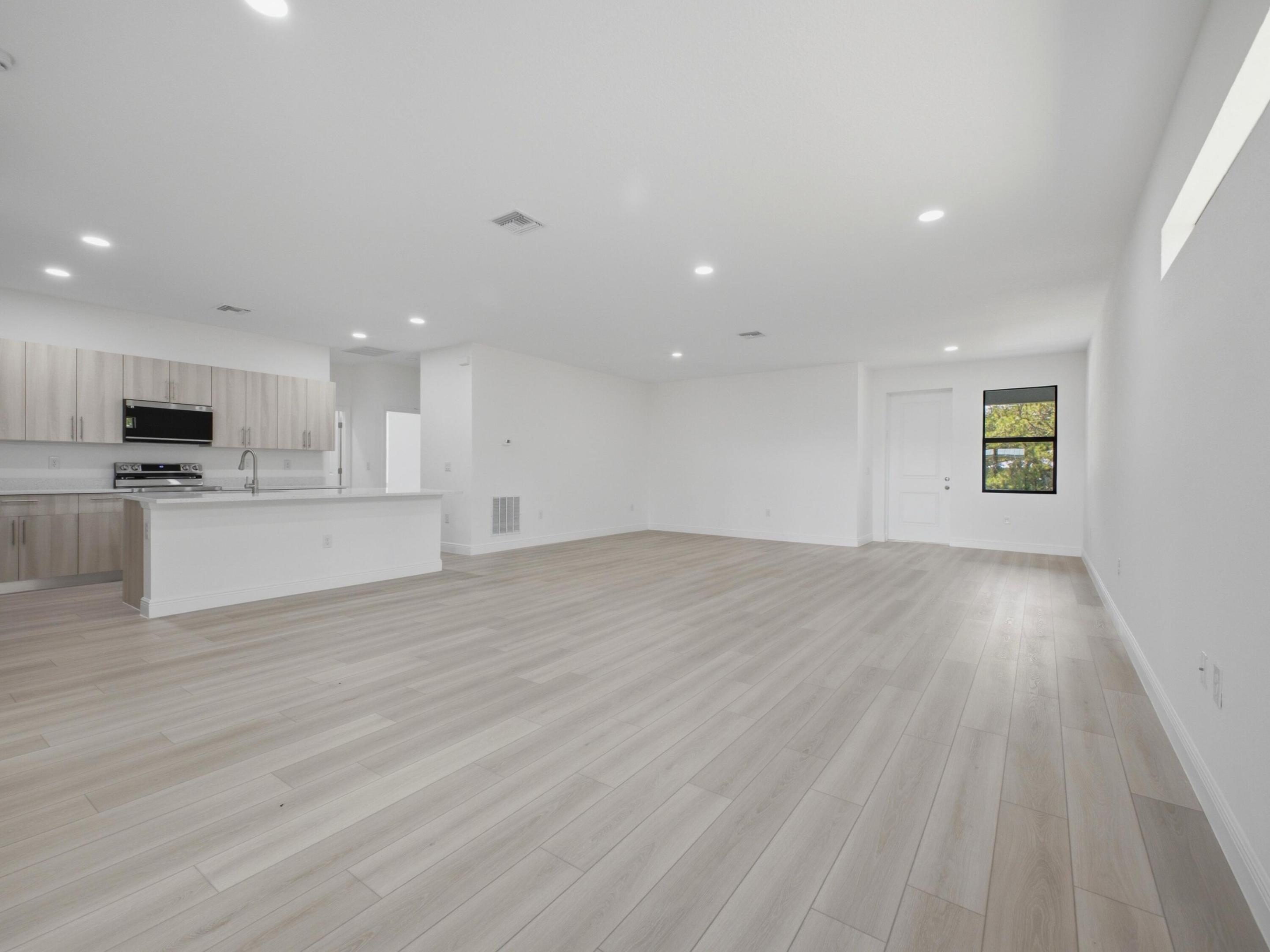 PORT LaBELLE UNIT 9 - Residential