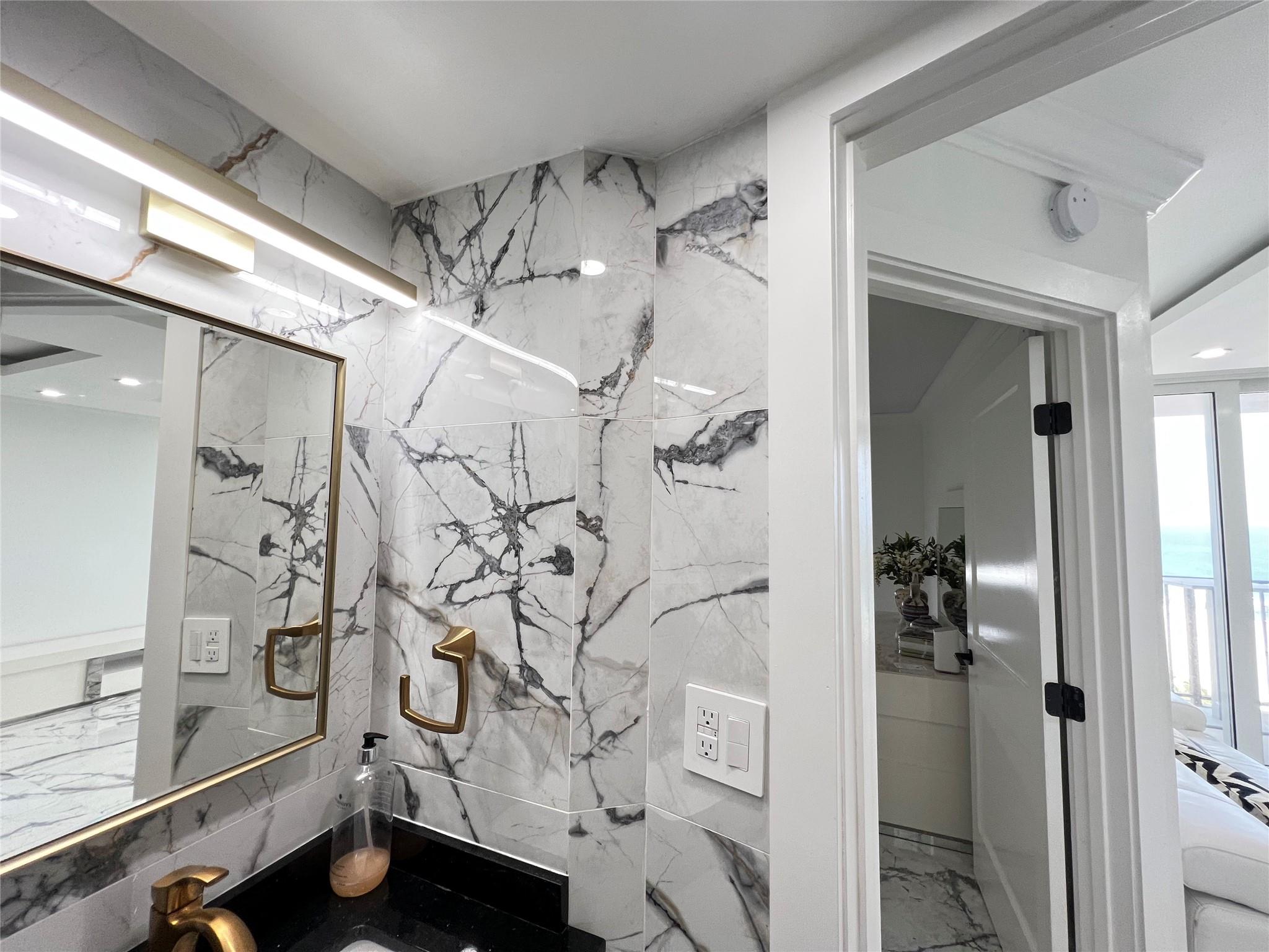 Pompano Beach Club North - Residential Lease