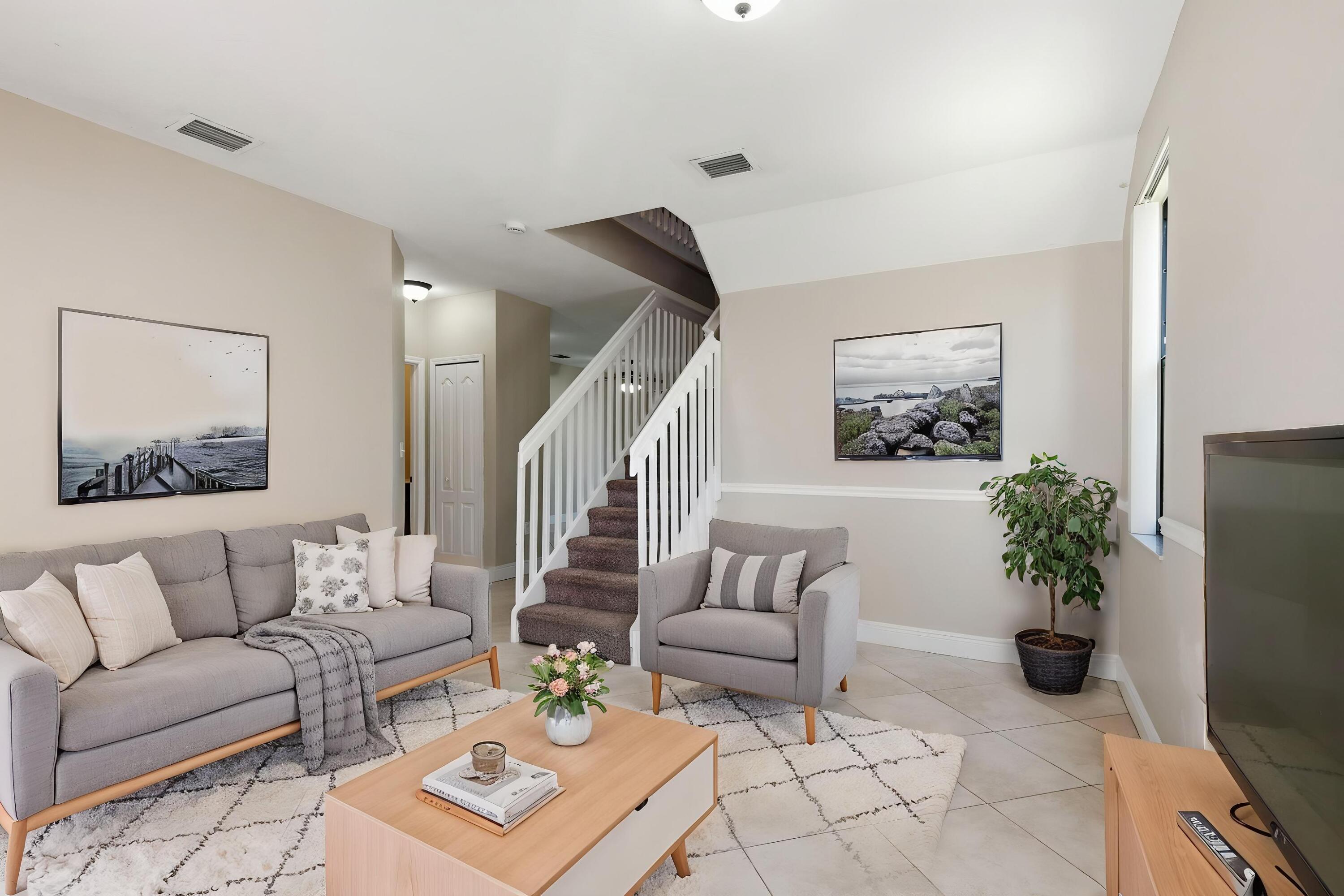 BIRD VILLAS CONDO - Residential