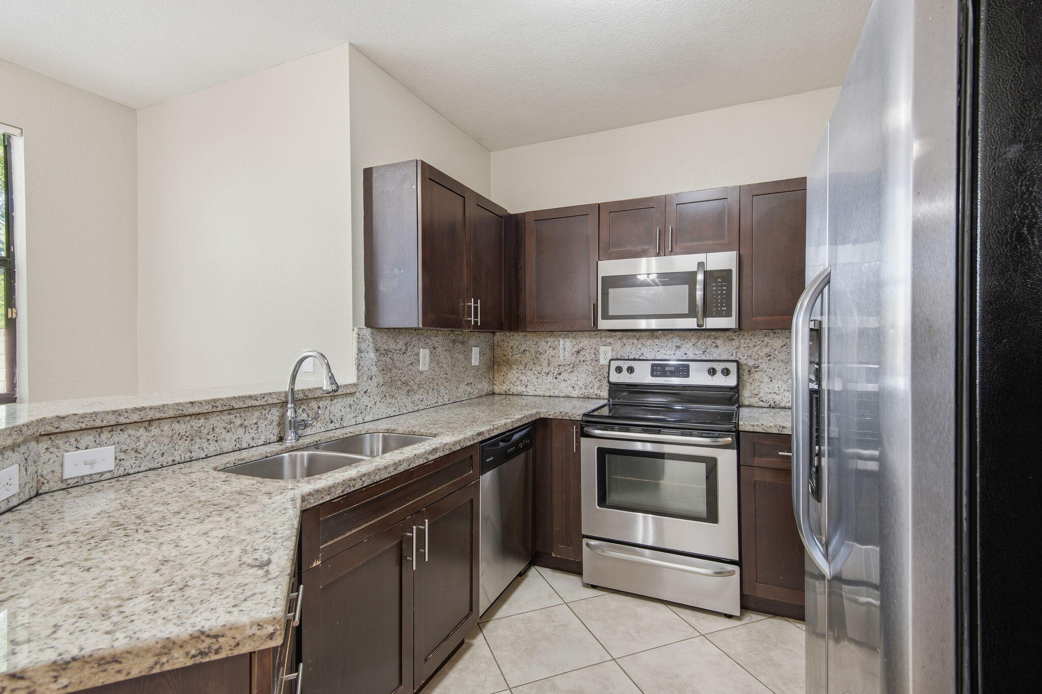 BIRD VILLAS CONDO - Residential