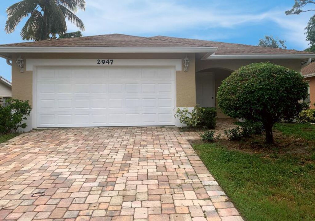 Photo of 2947 SE Delmar Street, Stuart, FL 34997 (MLS # R10740571)