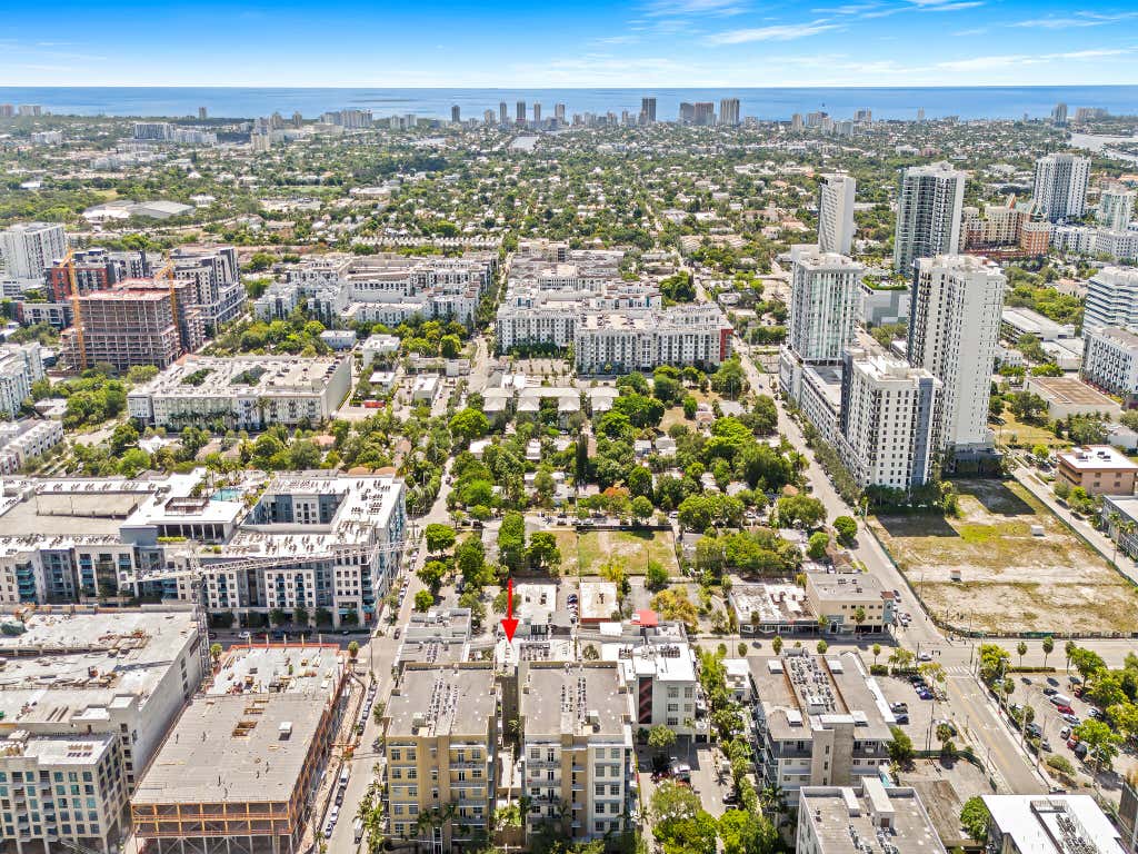 Photo of 434 NW 1st Avenue #305, Fort Lauderdale, FL 33301 (MLS # B26056672)