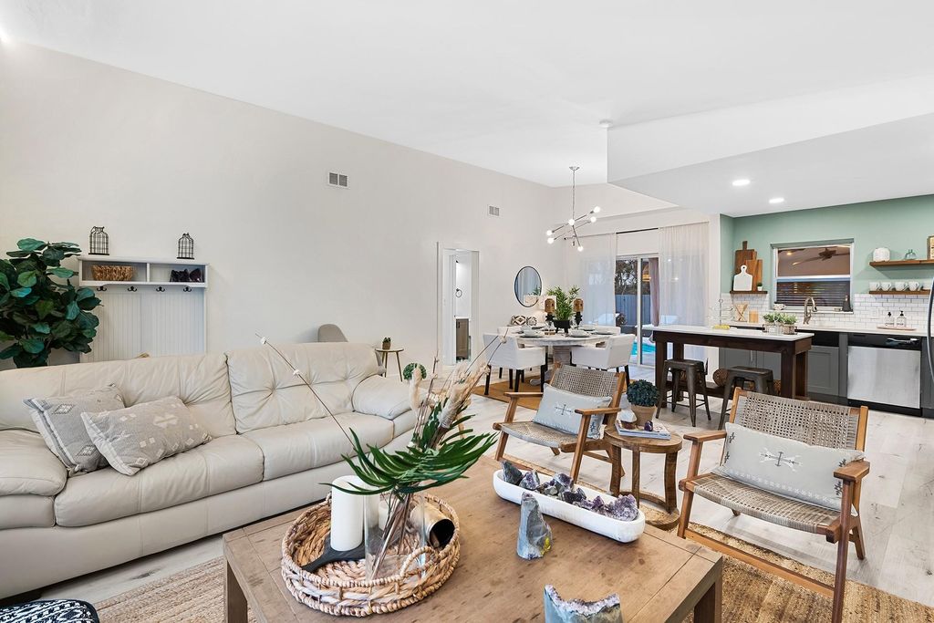 Photo of 3345 NE 20th Avenue, Oakland Park, FL 33306 (MLS # F10497174)