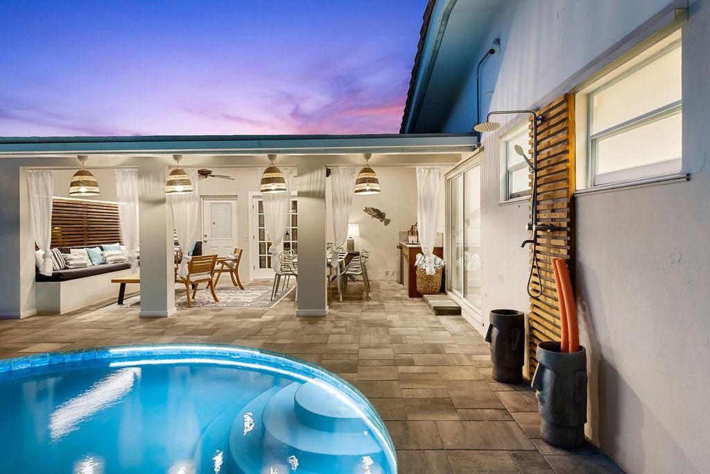 Photo of 3345 NE 20th Avenue, Oakland Park, FL 33306 (MLS # F10497174)