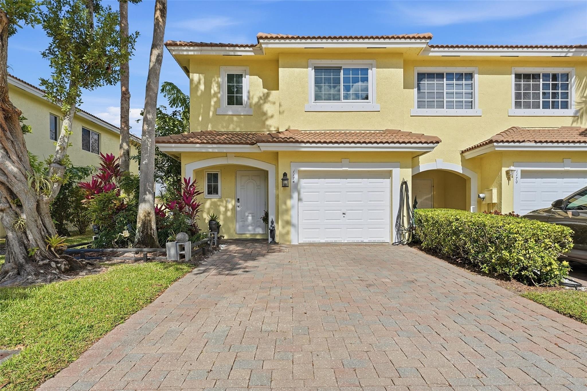 1174 Imperial Lake Road, West Palm Beach, FL, 33413/$440,000 1 1174 Imperial Lake Road