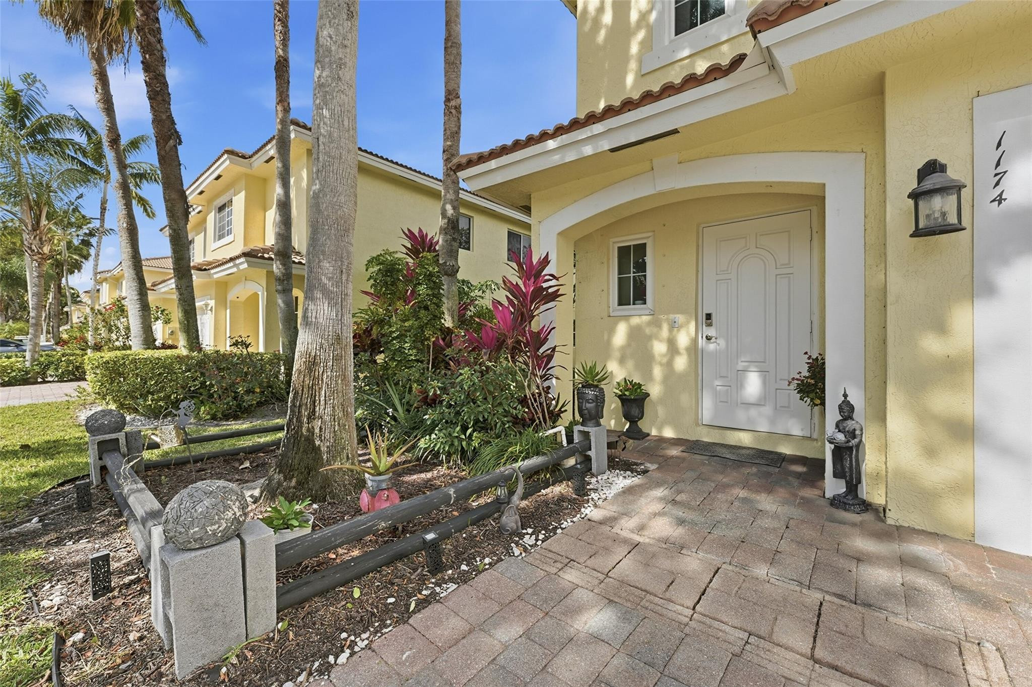 1174 Imperial Lake Road, West Palm Beach, FL, 33413/$440,000 3 1174 Imperial Lake Road