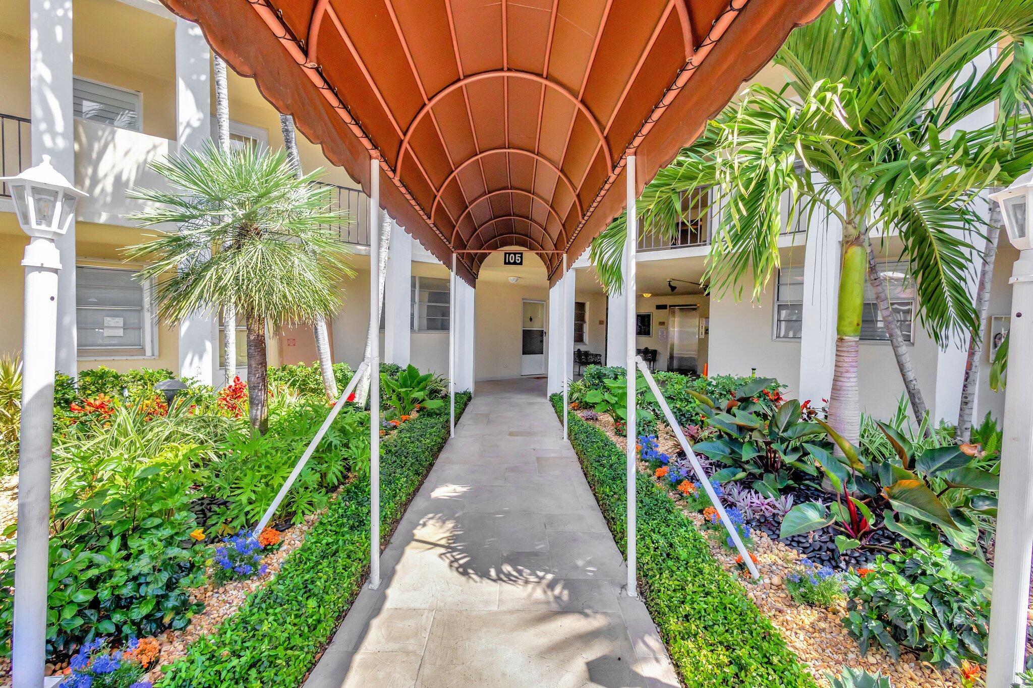 PARADISE HARBOUR CONDO - Residential