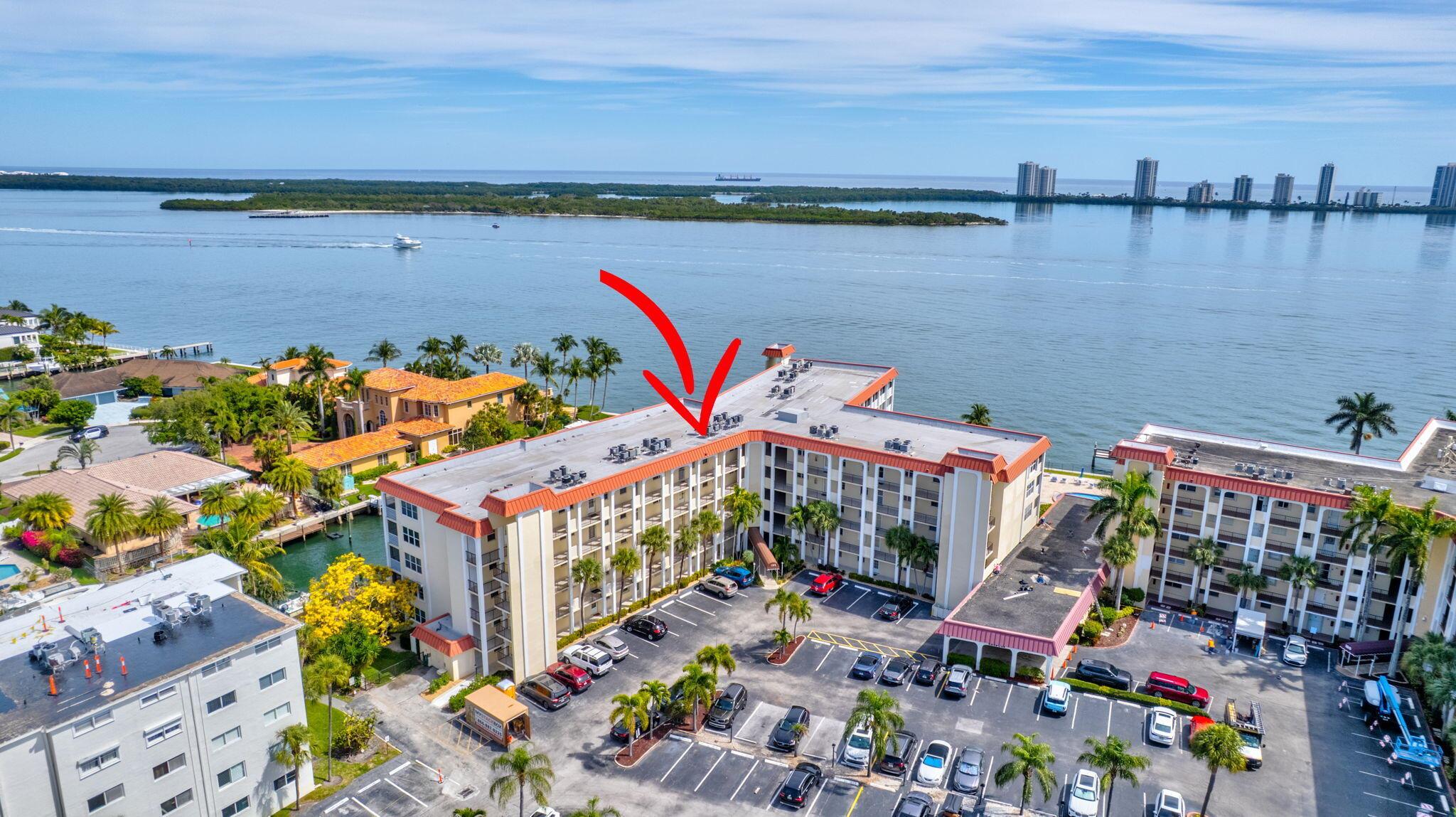 PARADISE HARBOUR CONDO - Residential