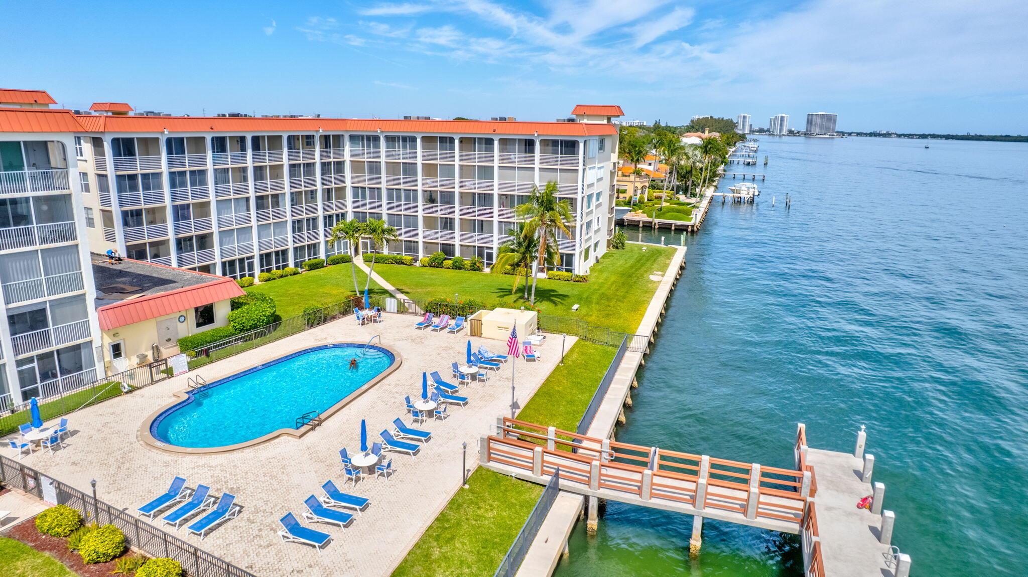 PARADISE HARBOUR CONDO - Residential