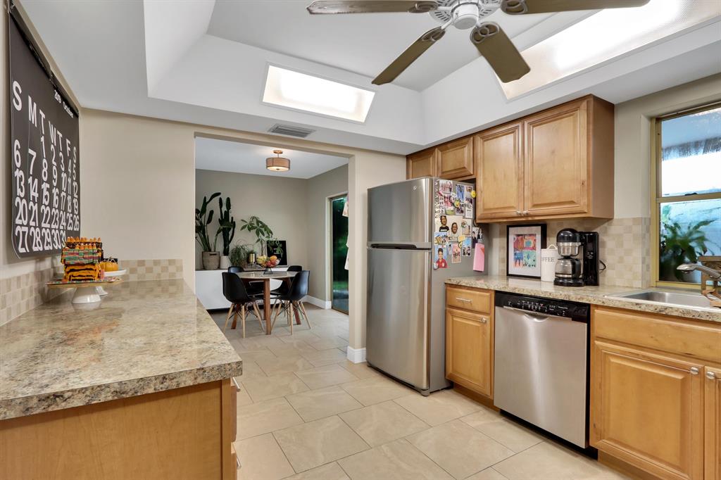 COUNTRY CLUB VILLAGE SEC A - Residential