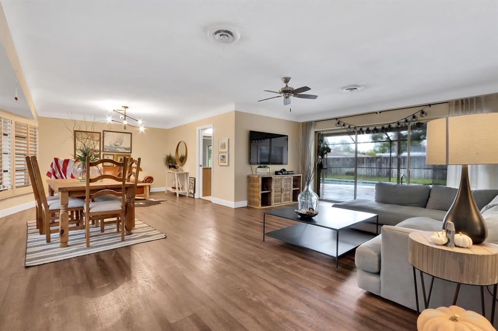 COUNTRY CLUB VILLAGE SEC A - Residential