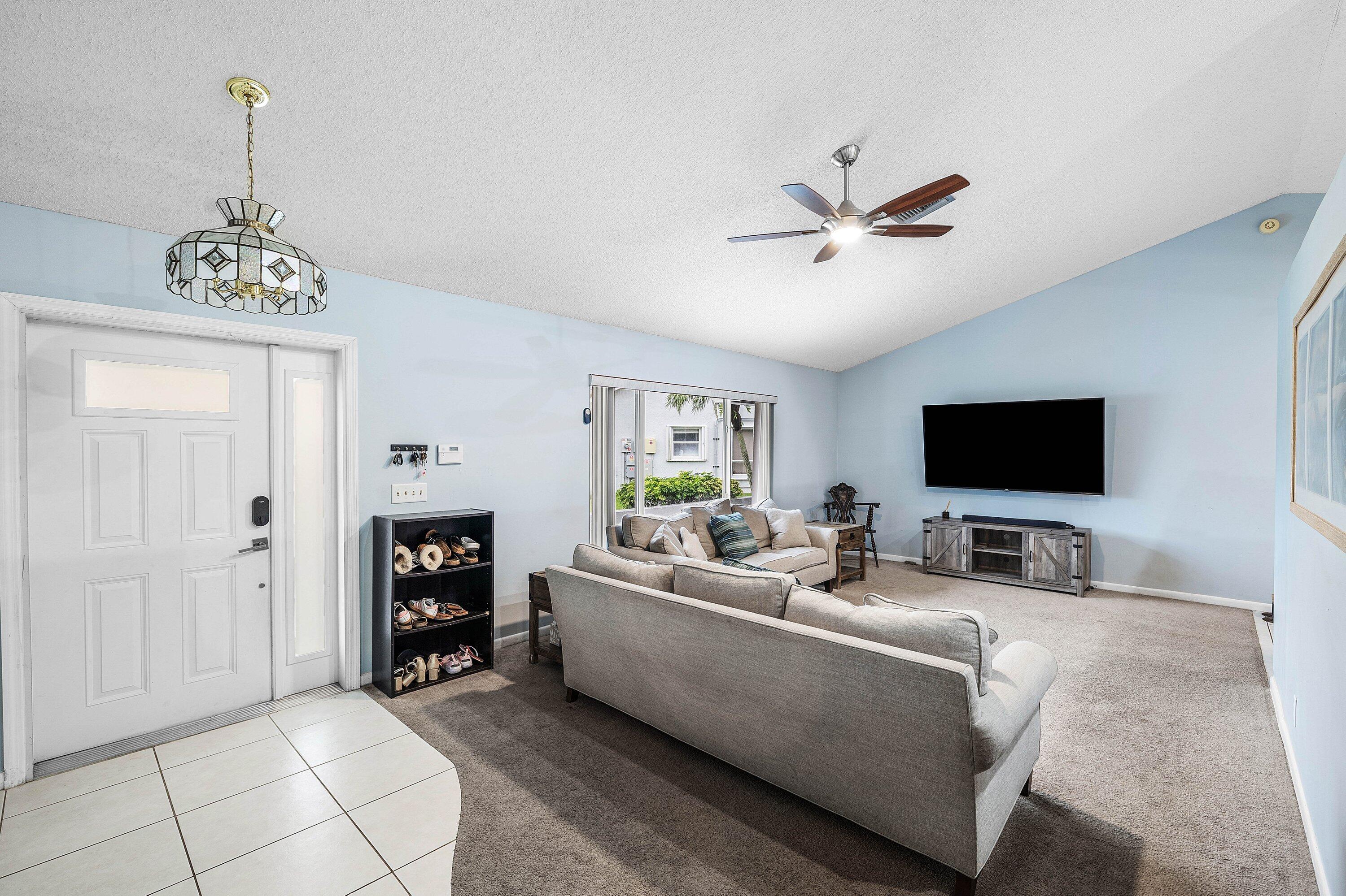 5781 Laurel Green Circle