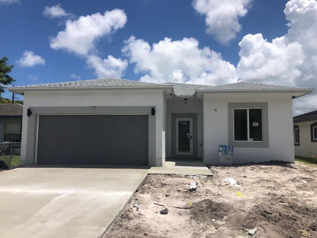 Photo of 2770 NW 15th Street NW, Fort Lauderdale, FL 33311 (MLS # R10731123)