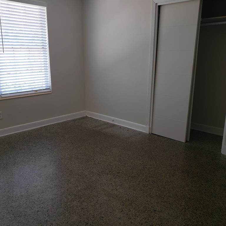 SOUTH PALM BEACH ESTATES - Residential Lease