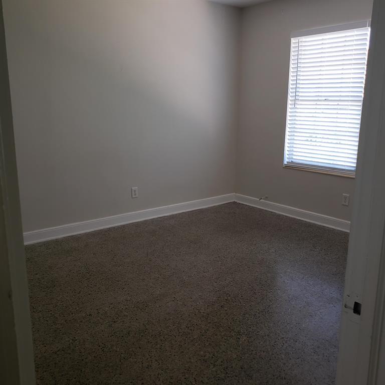 SOUTH PALM BEACH ESTATES - Residential Lease