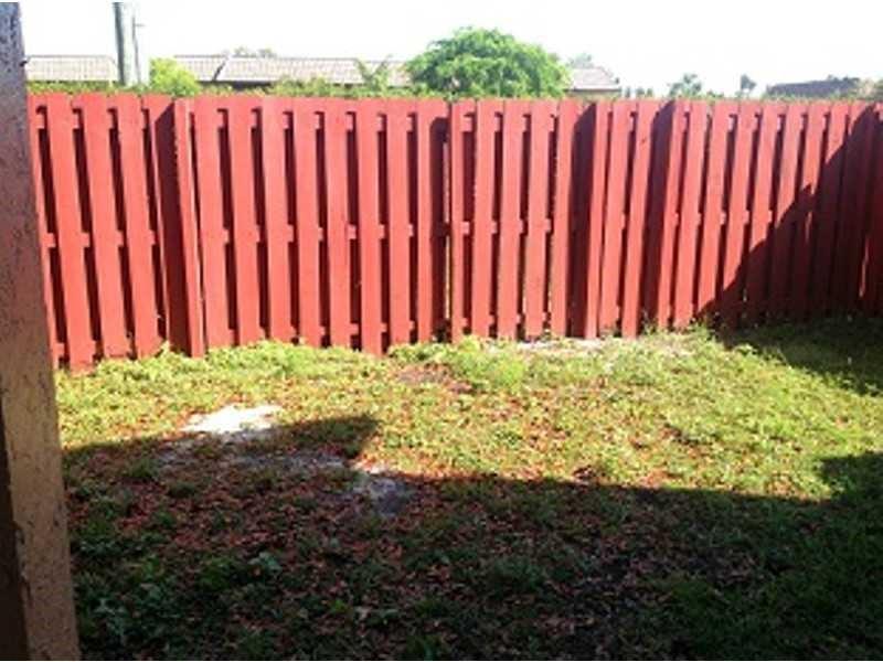 PEMBROKE POINTE - Residential Lease