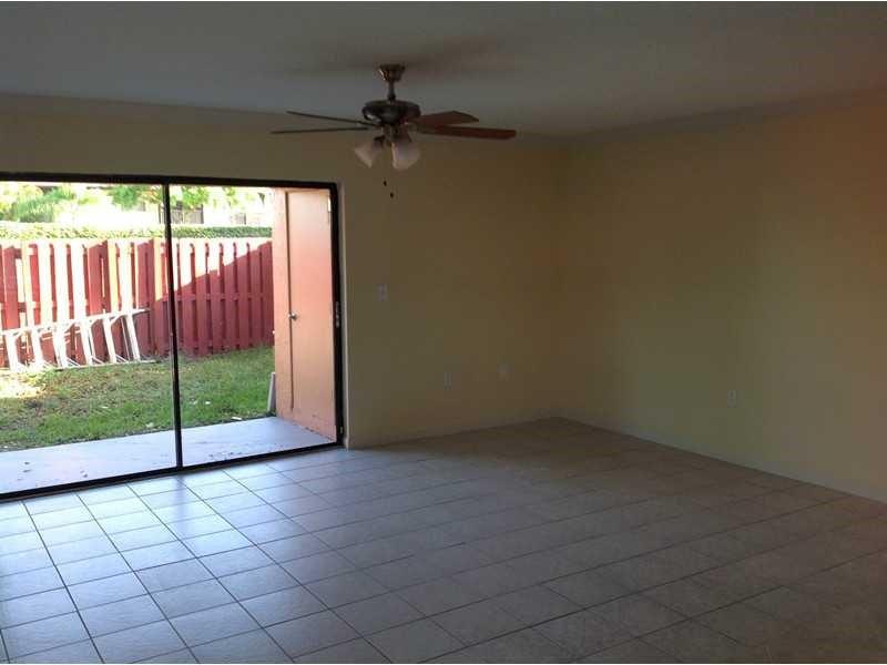 PEMBROKE POINTE - Residential Lease