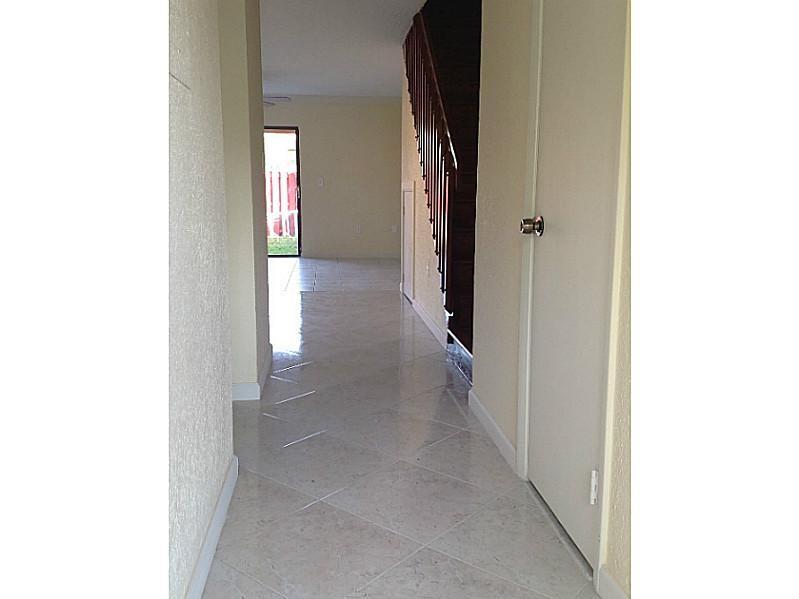 PEMBROKE POINTE - Residential Lease