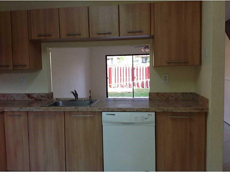 PEMBROKE POINTE - Residential Lease