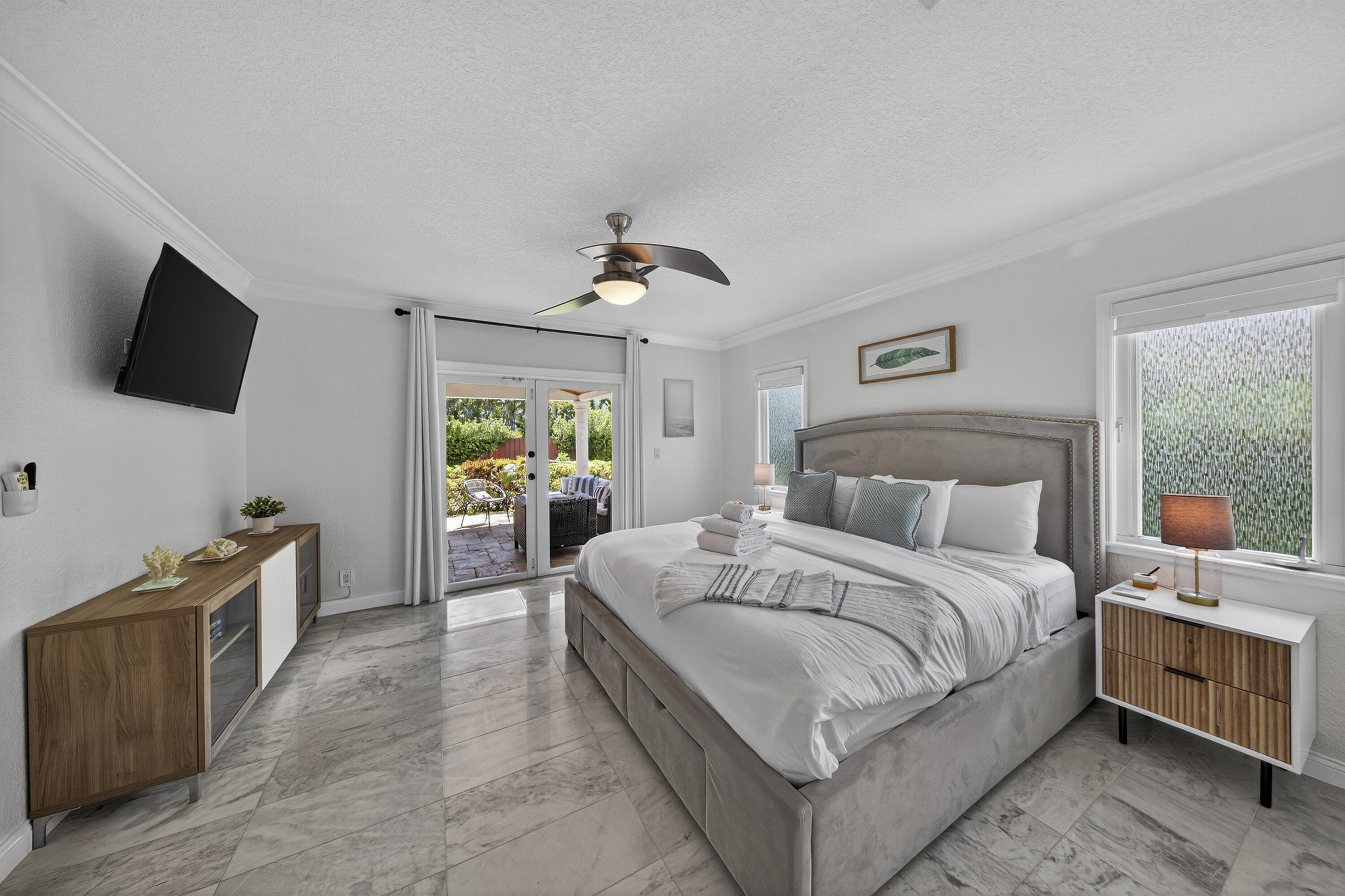 HOLMBERG & MC KEES - Residential Lease