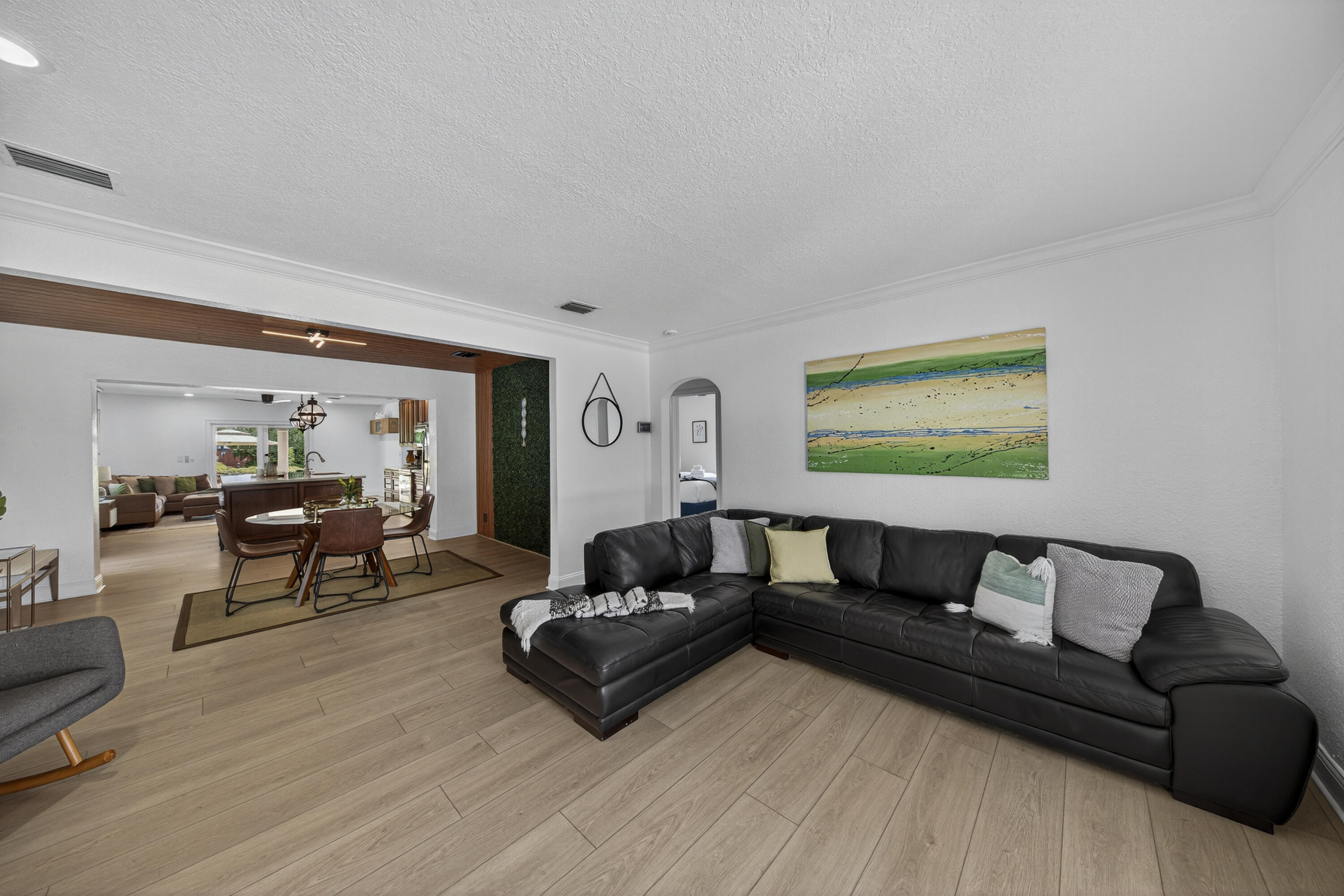 HOLMBERG & MC KEES - Residential Lease