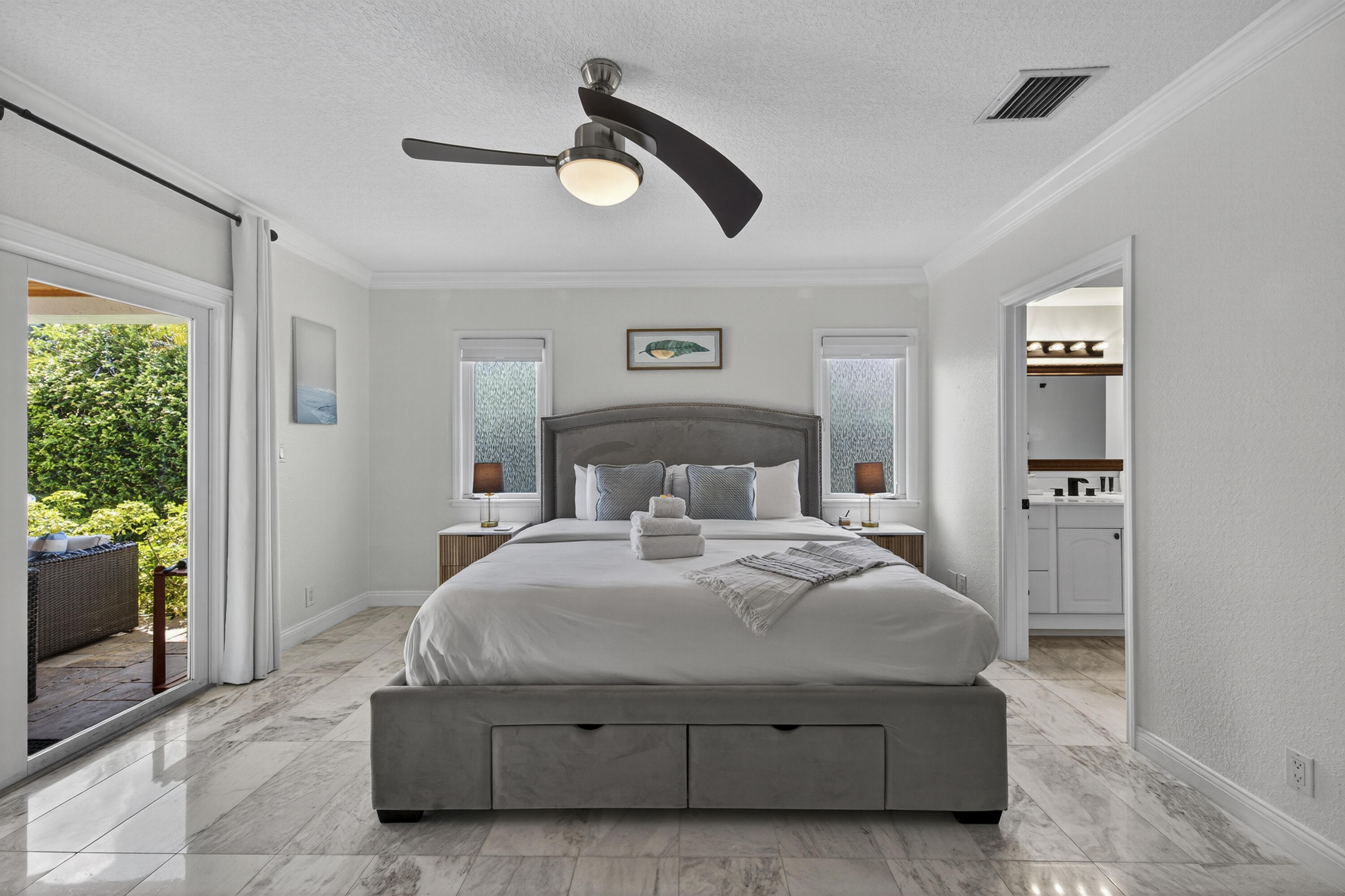 HOLMBERG & MC KEES - Residential Lease