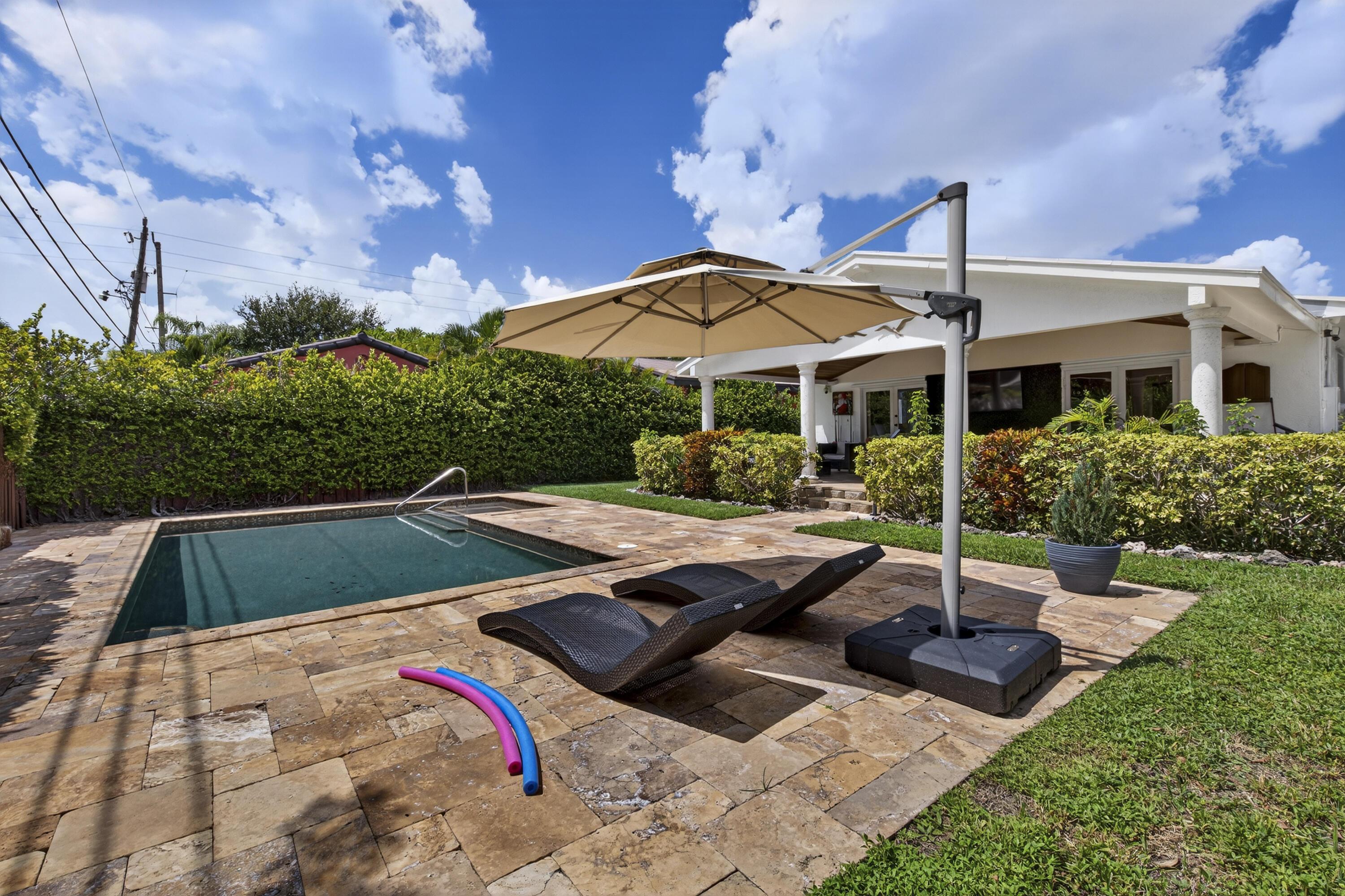 HOLMBERG & MC KEES - Residential Lease