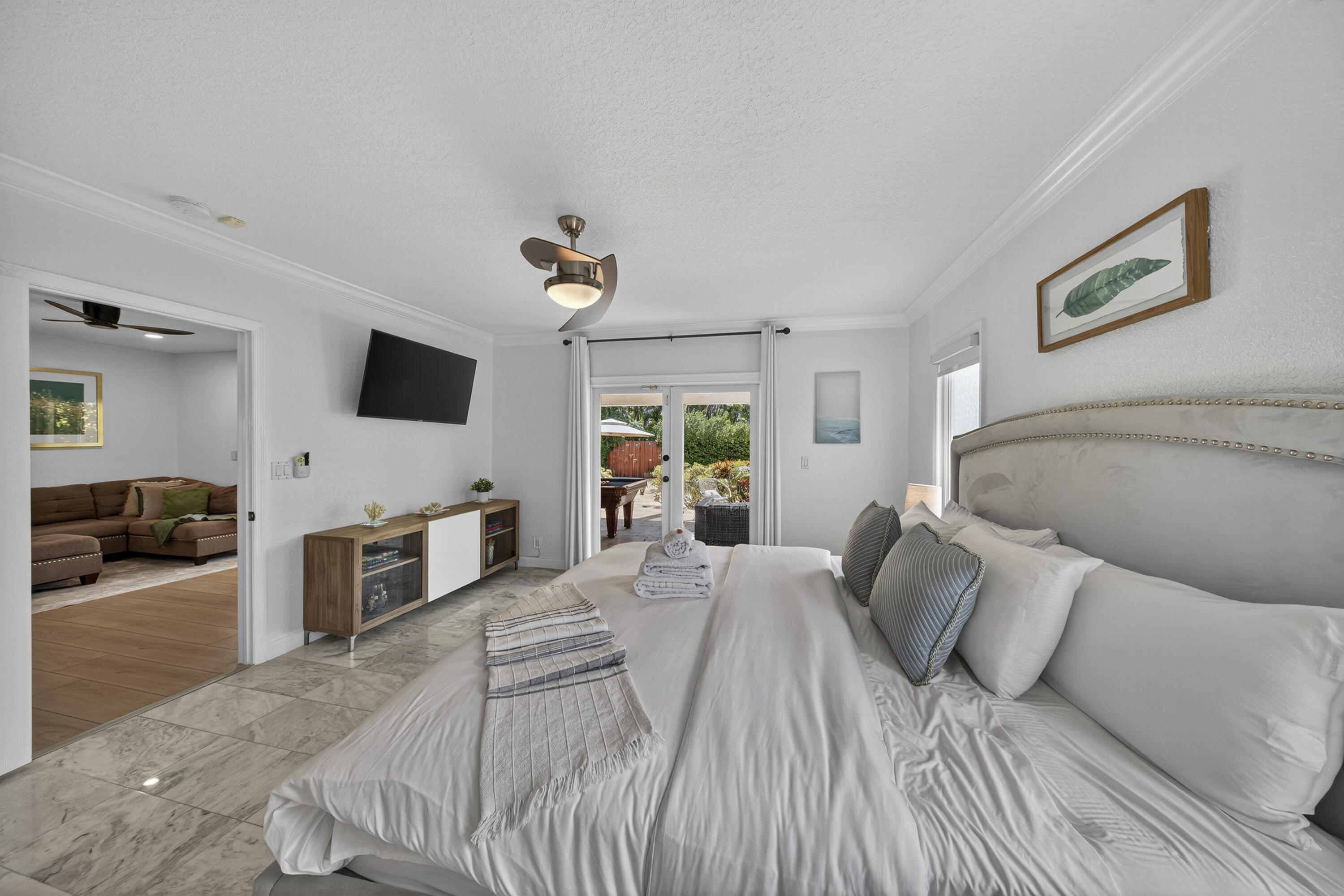 HOLMBERG & MC KEES - Residential Lease