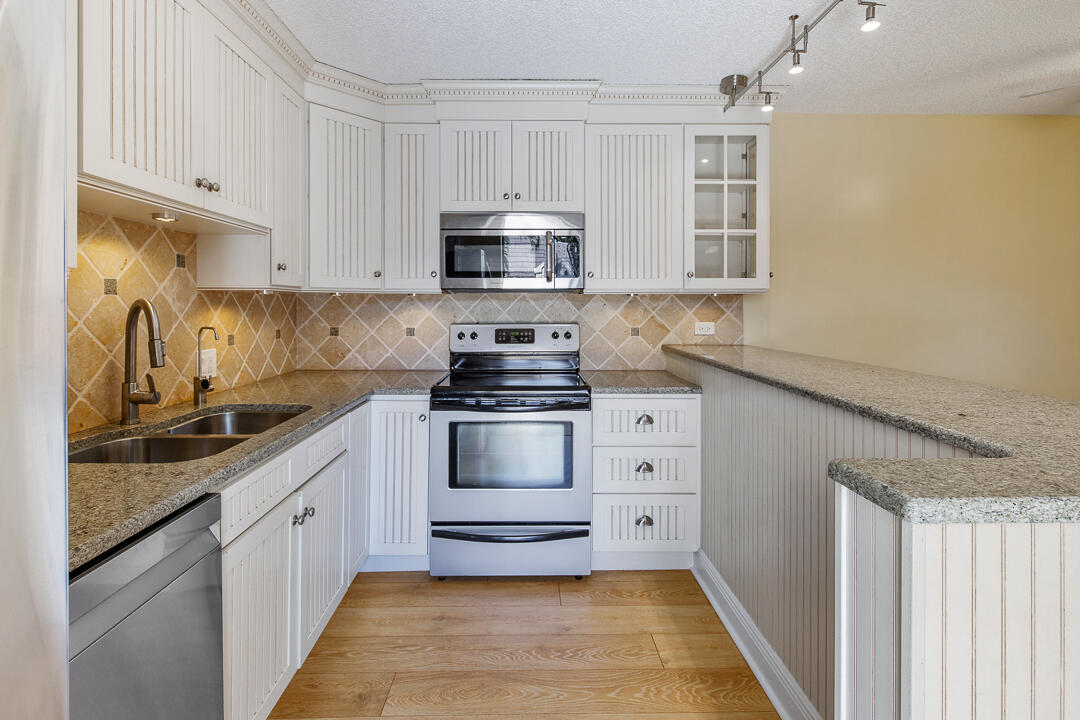 5678 SE Riverboat Drive 129