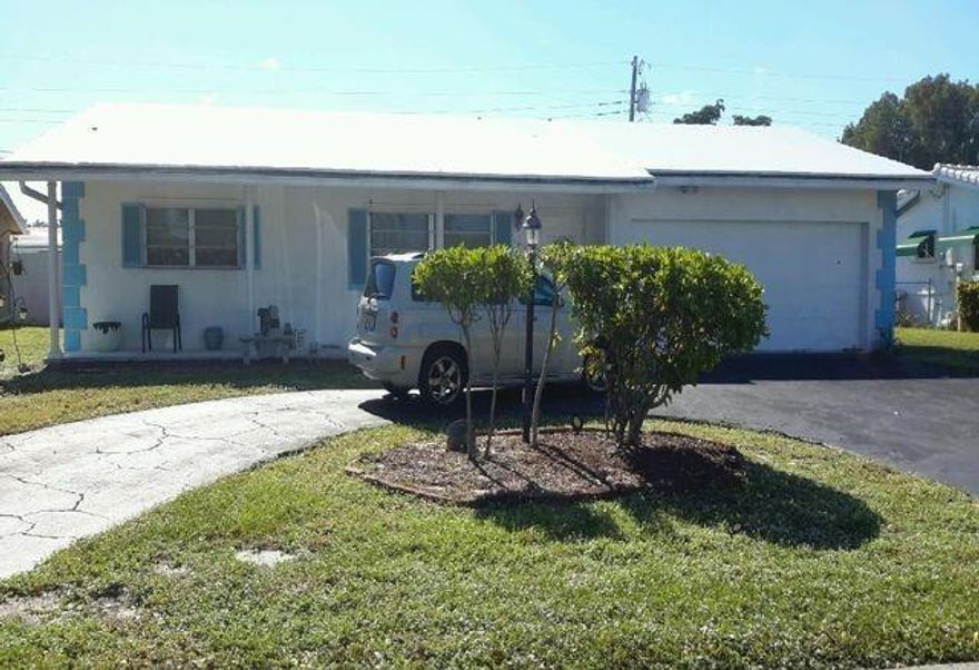 Fantastic Opportunity for Investors, Handymen, or Visionaries!This 3-bedroom, 2-bathroom single-family home in the highly sought-after Coral Ridge community is loaded with potential. Being sold AS IS, it’s a perfect opportunity for investors, flippers, or those with a vision to restore it to its full potential.Ideally located near the beach, parks, shopping, restaurants, and major highways, this property offers both convenience and endless opportunities. Don’t miss your chance to transform this home into something special!