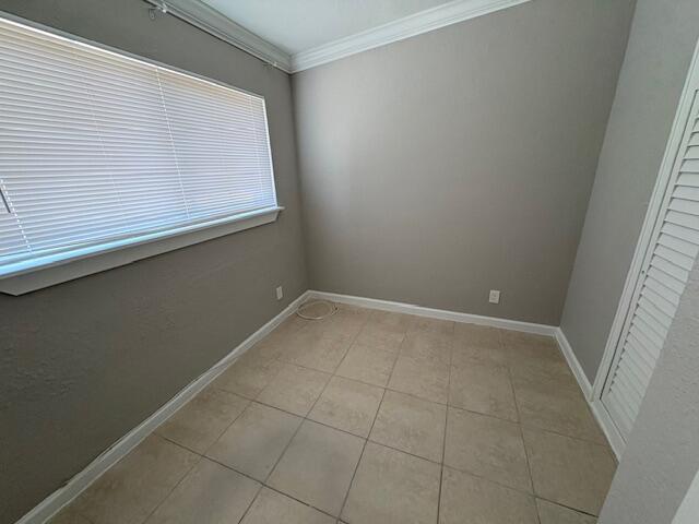 FOREST HILL VILLAGE PLAT - Residential Lease