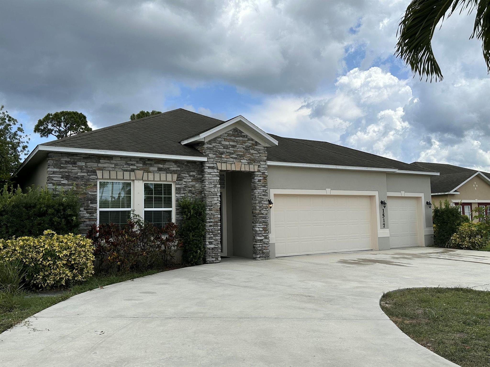 1517 SW Bayshore Boulevard