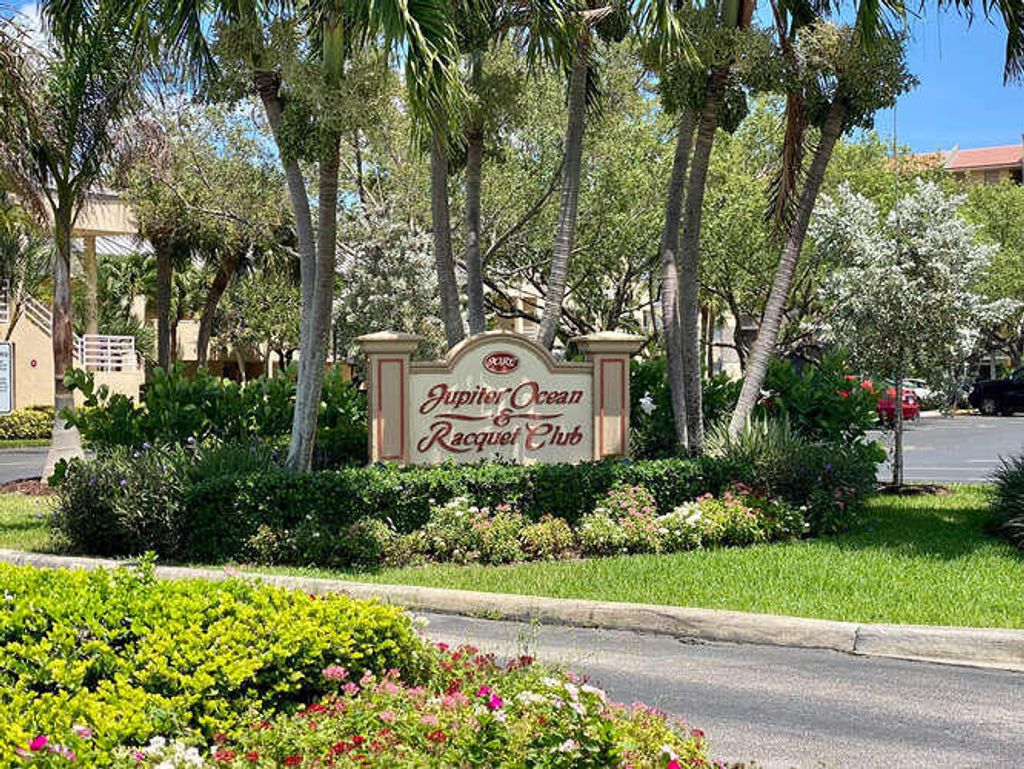 Photo of 1605 S Us Highway 1 #B105, Jupiter, FL 33477 (MLS # R11121422)