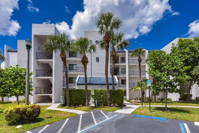 Available now for upcoming season at Jupiter Ocean & Racquet Club in the most desirable location of the entire community! The closest building to the beach, ground floor with close parking, steps to the pool & a very short walk to the beach. Enjoy great restaurants and shopping nearby. This upgraded, tastefully furnished condo has everything you need for your oceanside retreat! Call Greg now to reserve!