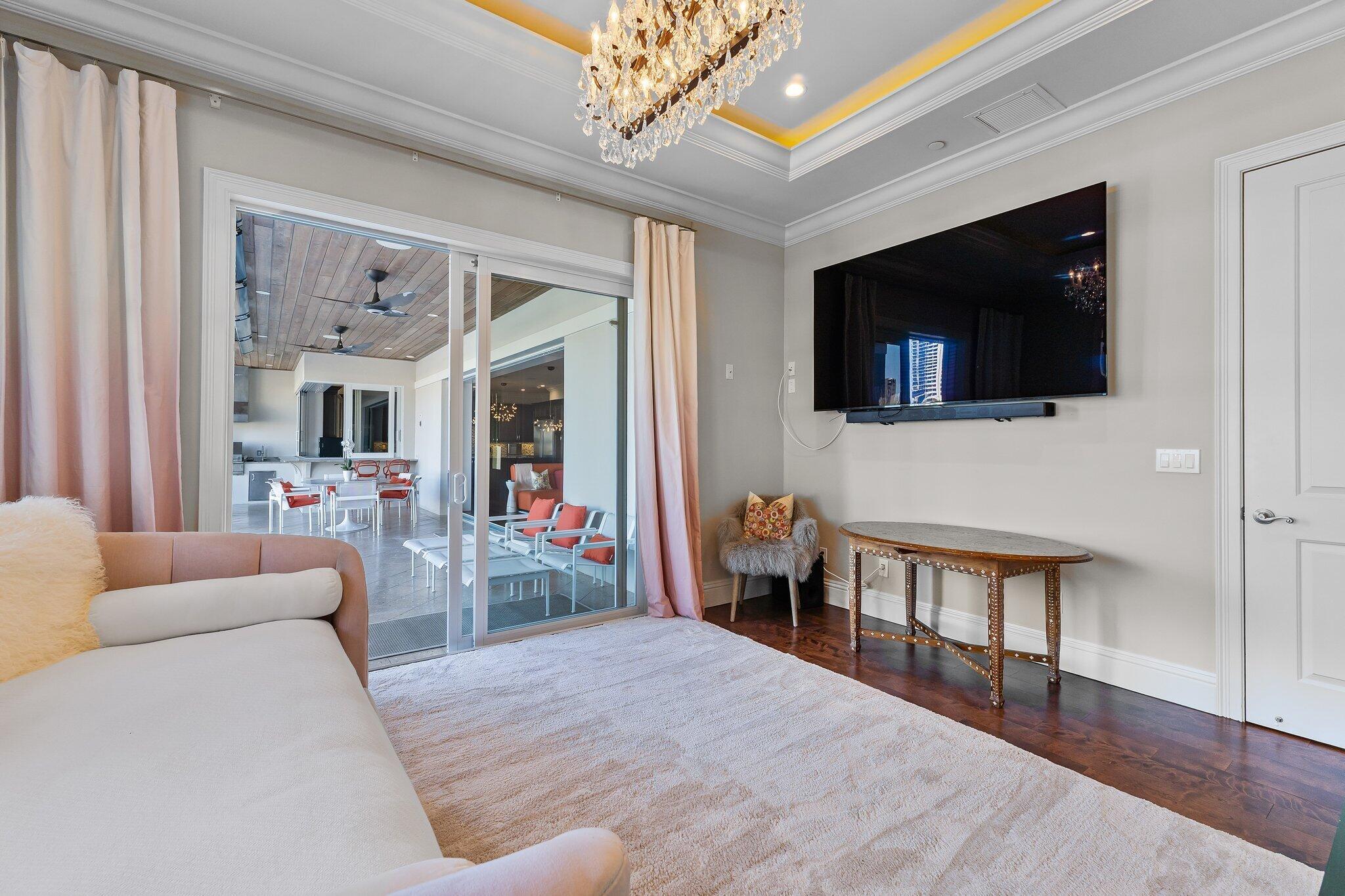 PALM BEACH ISLES - Residential