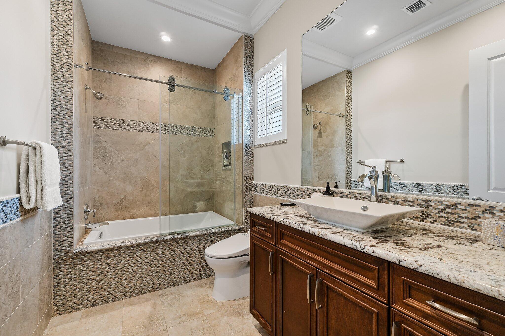 PALM BEACH ISLES - Residential