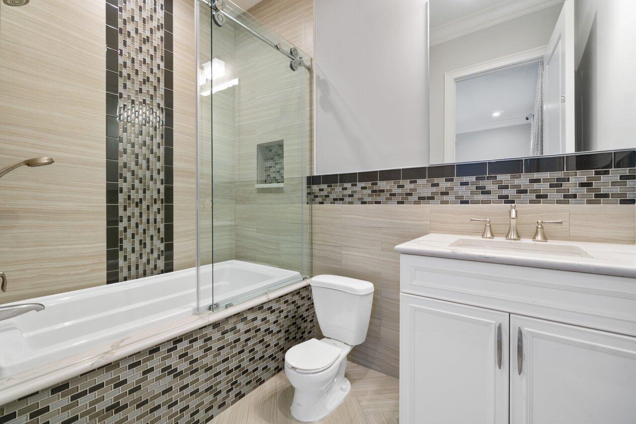 PALM BEACH ISLES - Residential