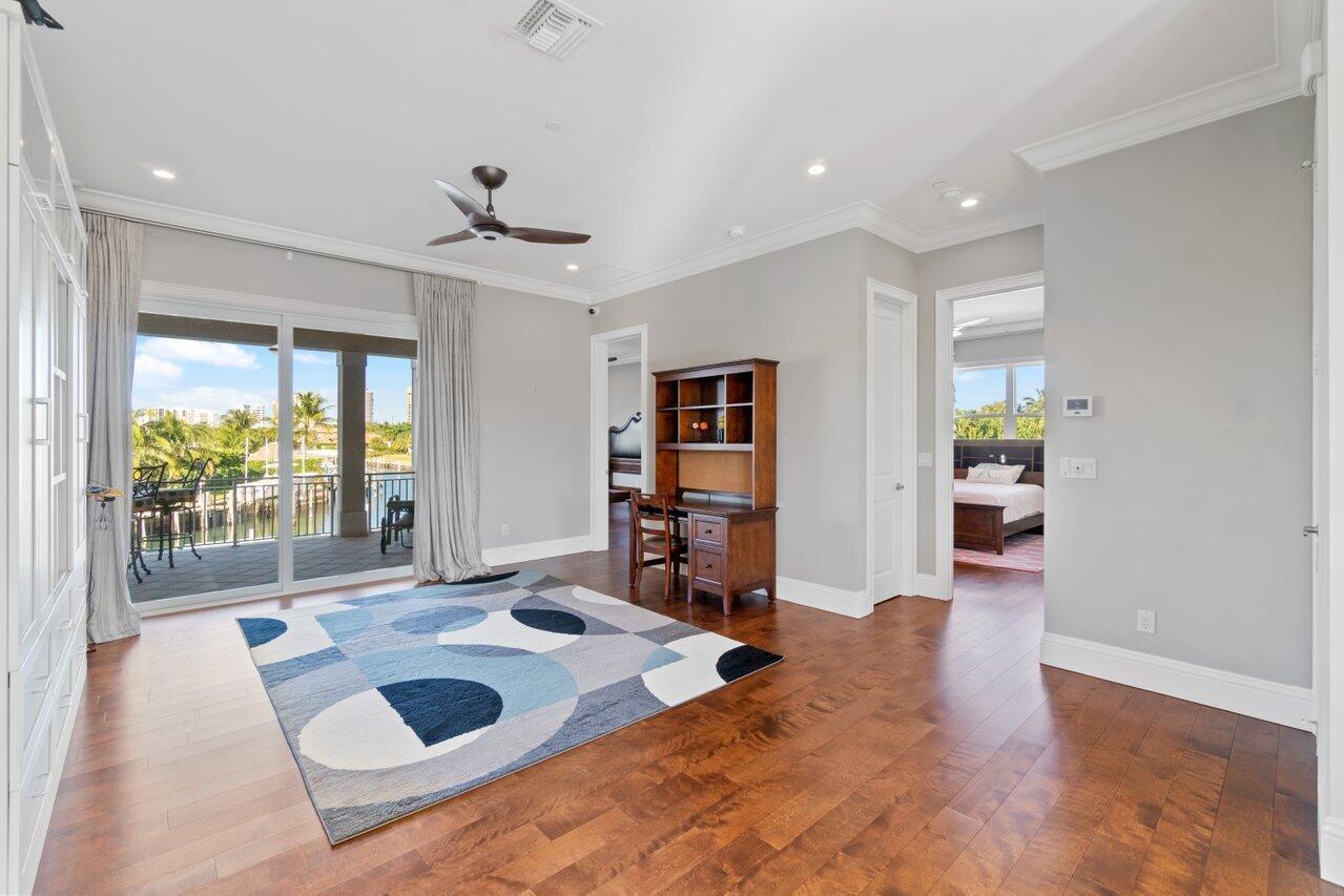 PALM BEACH ISLES - Residential