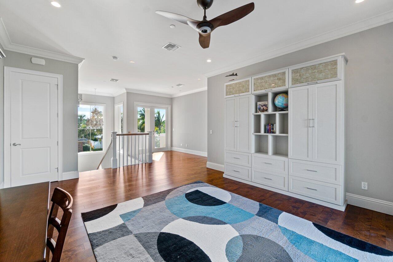 PALM BEACH ISLES - Residential