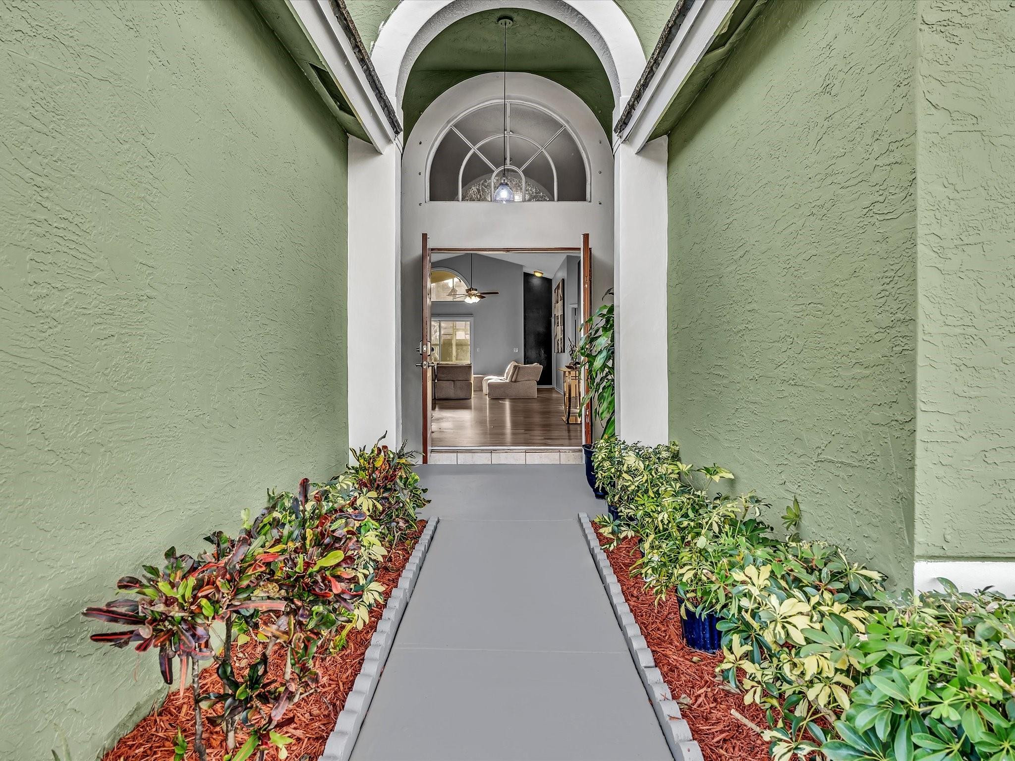 4379 Leicester Court