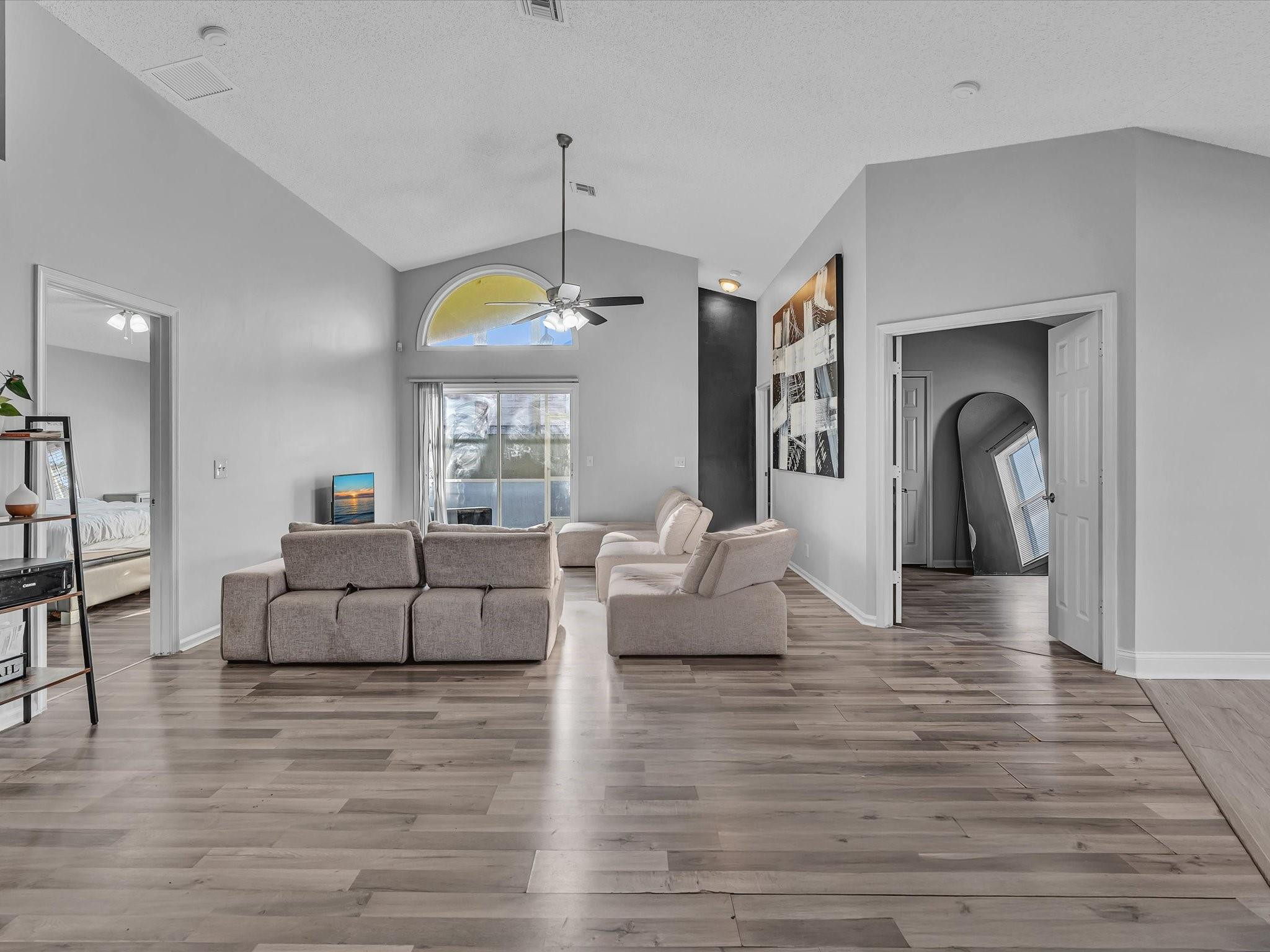 4379 Leicester Court