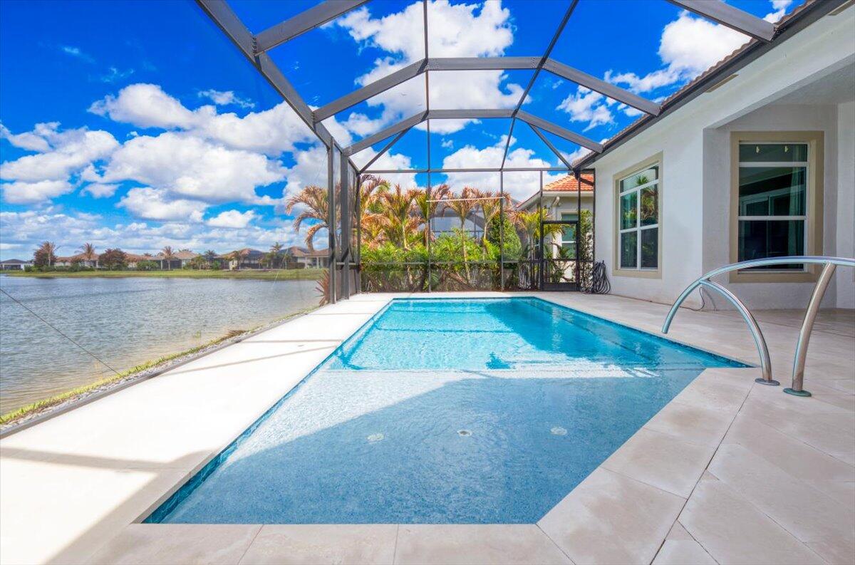 VERANO SOUTH PUD 1 POD A PLAT NO. 4 (PB 81-25) LOT - Residential