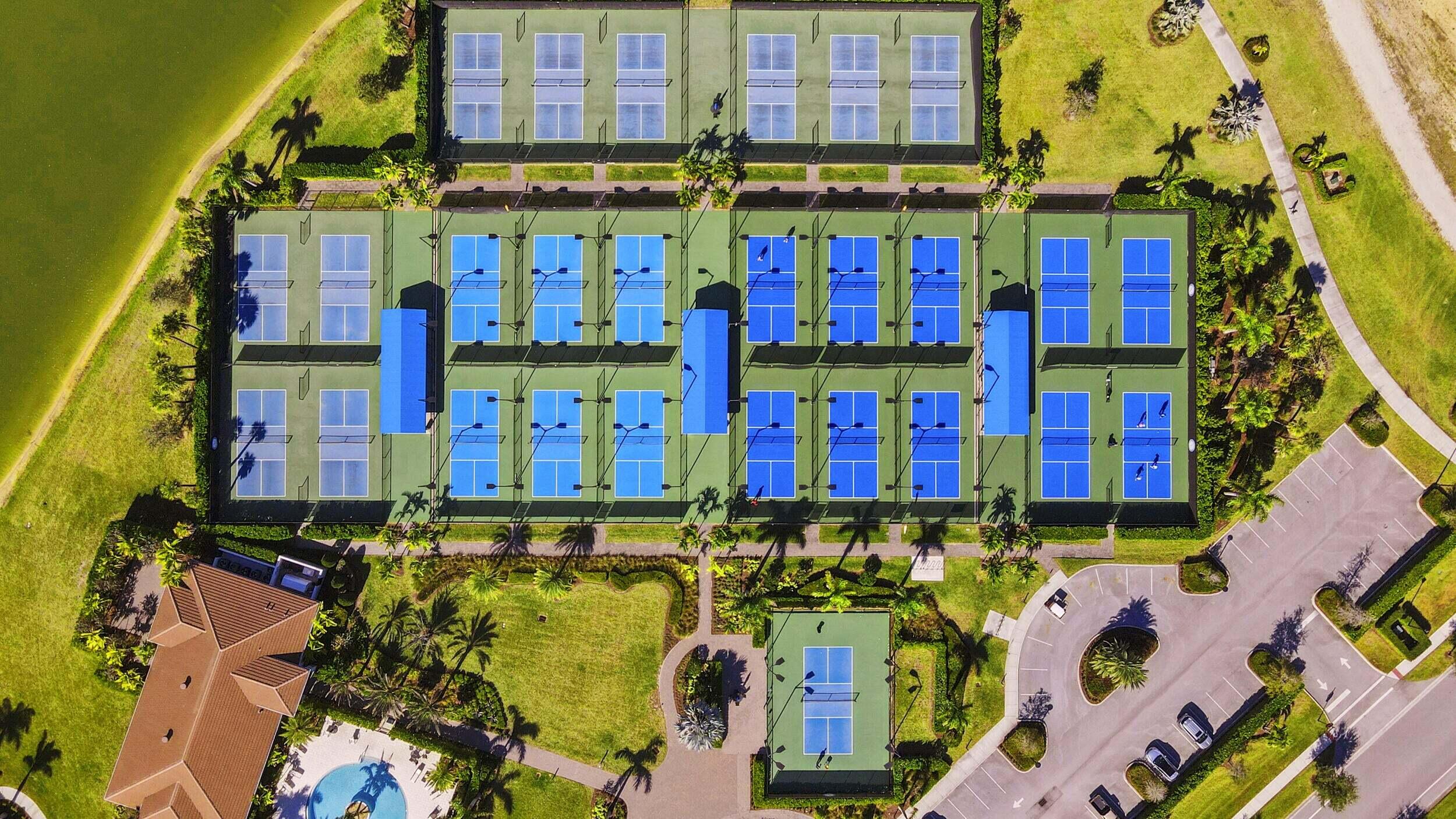 VERANO SOUTH PUD 1 POD A PLAT NO. 4 (PB 81-25) LOT - Residential