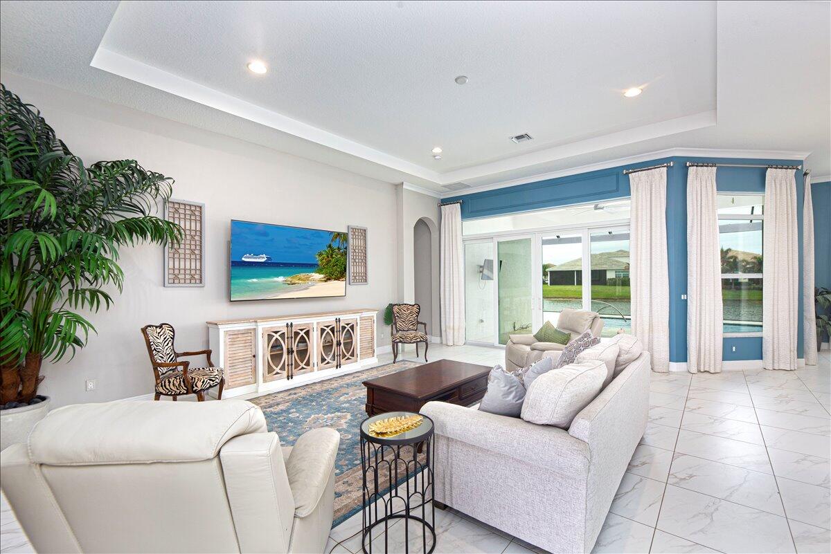 VERANO SOUTH PUD 1 POD A PLAT NO. 4 (PB 81-25) LOT - Residential