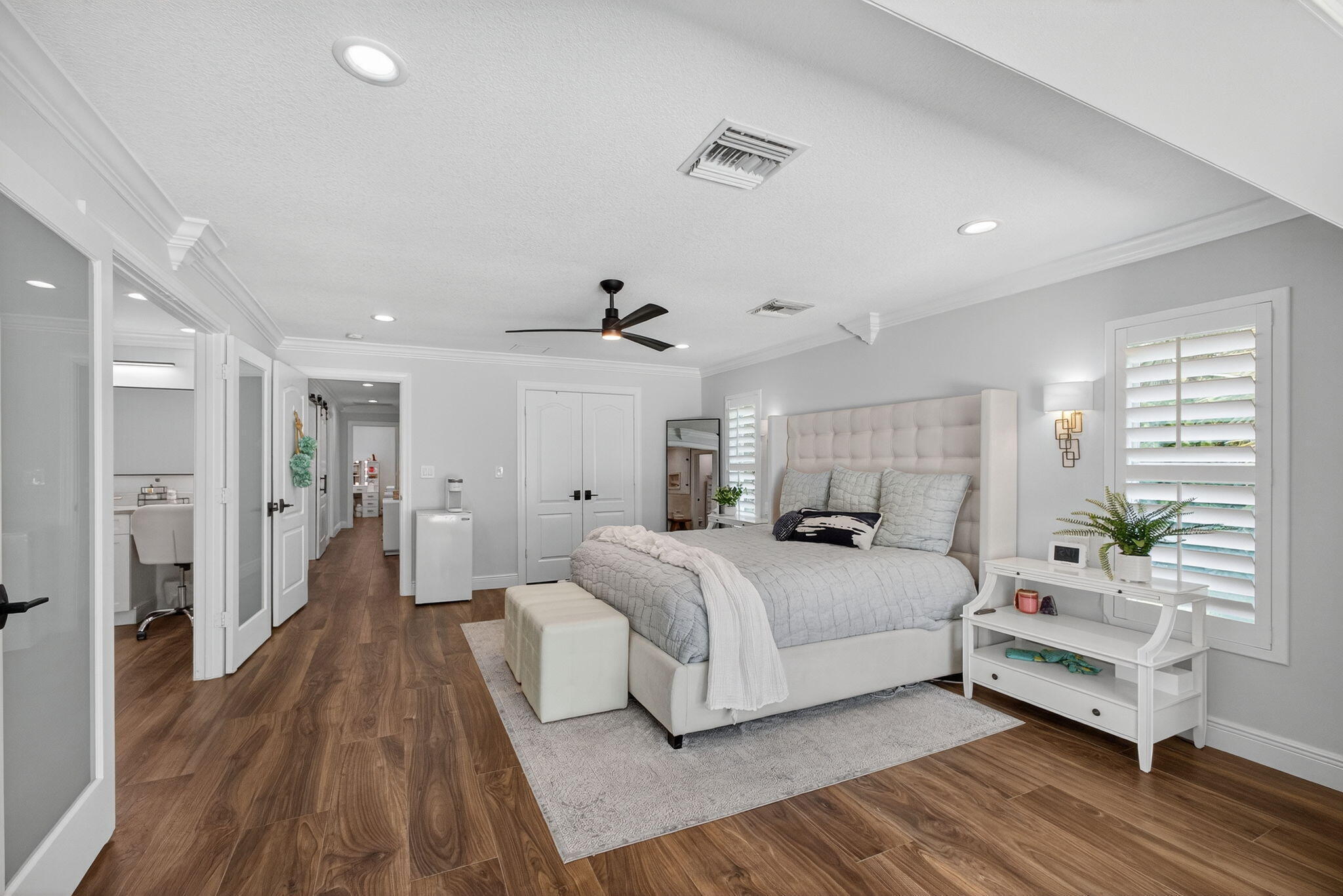 SQUARE LAKE - Residential